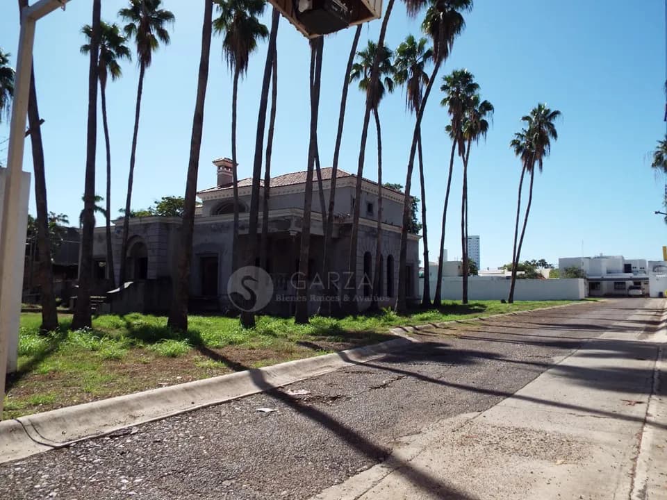 RESIDENCIA EN OBRA GRIS FRACC. GASTÉLUM