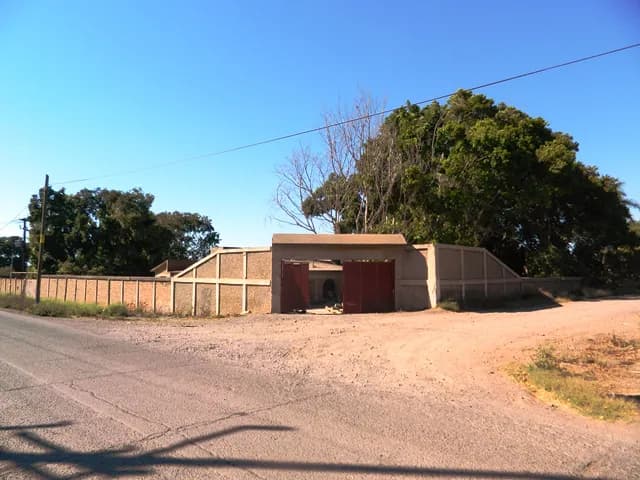 VENTA TERRENO AGROINDUSTRIAL CON CONSTRUCCIÓN Y BODEGA GUASAVE
