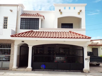 GBA_2469 | VENTA 3 RECÁMARAS FRACC. PALMIRA | GARZA Bienes Raíces & Avalúos